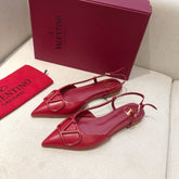 VLOGO SIGNATURE CHERRY RED CALFSKIN FLAT SLINGBACK PUMP