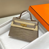 HERMES 25S MINI KELLY 19 IN MOCHA BROWN CALFSKIN GOLD HARDWARE