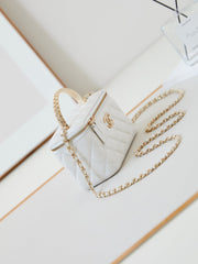 CHANEL 25S MINI VANITY BAG 16 CM IN WHITE LAMBSKIN WITH CRYSTAL-EMBELLISHED CC LOGO