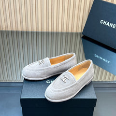 CHANEL 25S TEDDY LOAFER 15MM IN LIGHT GRAY SUEDE SILVER HARDWRE