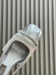 SLINGBACKS IN GREY SUEDE AND SILVER LAMBSKIN