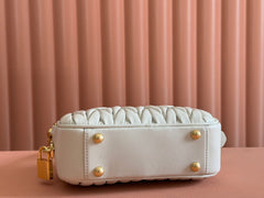 ARCADIE MATELASSÉ BAG 19 IN WHITE LAMBSKIN GOLD HARDWARE