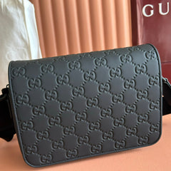 GUCCI 25S SUPREME MESSENGER BAG 26 CM IN BLACK CALFSKIN