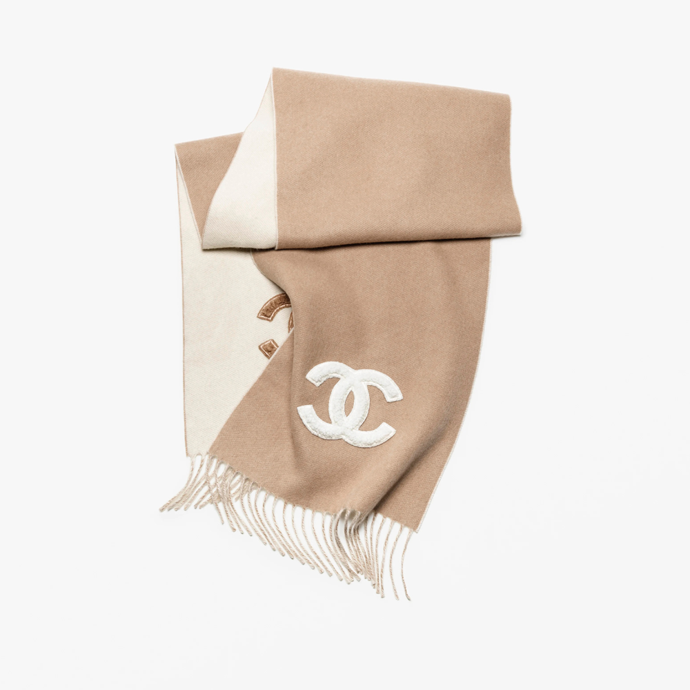 CHANEL SCARF