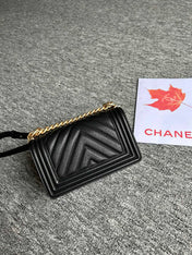BOY BAG SMALL 20 BLACK CHEVRON CAVIAR GOLD HARDWARE