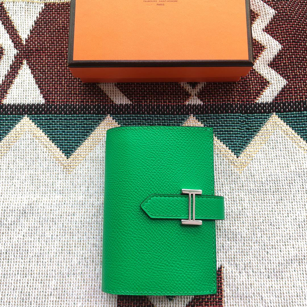 BEARN COMPACT WALLET 12 IN EMERALD GREEN EPSOM LEATHER