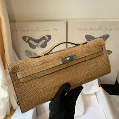 KELLY CUT 31 IN TORTILLA BROWN ALLIGATOR LEATHER WITH SILVER HARDWARE (MADE-TO-ODER)