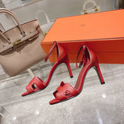 PREMIERE 105 SANDAL IN CHERRY RED CALFSKIN