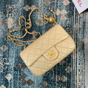 CHANEL 26S FLAP BAG 20 IN LIGHT YELLOW BEIGE LAMBSKIN