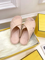 FENDI CROSSOVER SLIPPER IN PALE PINK CALFSKIN