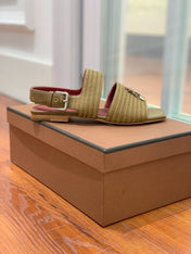 LP RAFFIA CHARMS STRAP FLATS SANDAL OLIVE CALFSKIN