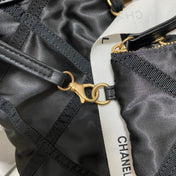 TOTE BAG 44 IN BLACK NYLON GOLD HARDWARE