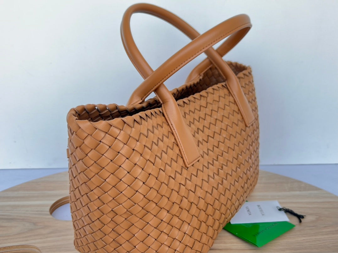 SMALL CABAT 32 IN BRONZE BROWN LAMBSKIN