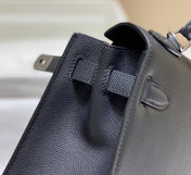 KELLY 28CM IN NOIR EPSOM CALFSKIN SILVER HARDWARE