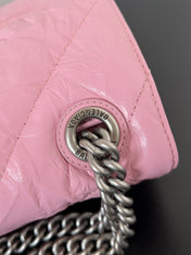 CRUSH CHAINED BAG 25 IN PINK QUILTED CRUSHED CALFSKIN SILVER HARDWARE