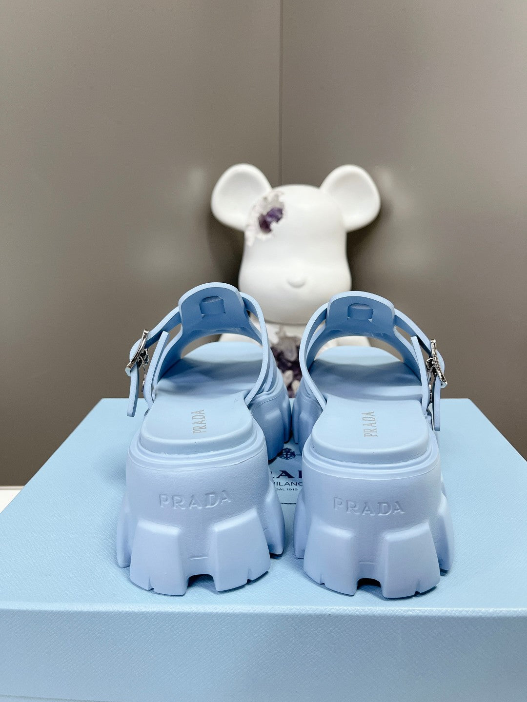 MONOLITH SLIPPER SANDALS IN SKY BLUE RUBBER