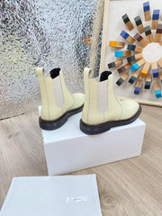 ANKLE BOOTS IN WHITE PATENT CALFSKIN