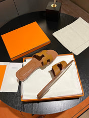 0RAN SANDAL Leather Brown