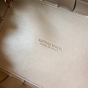 SMALL 22 CASSETTE IN CAMEL BROWN LAMBSKIN