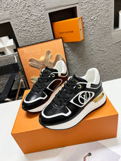 LV WOMEN SNEAKER IN BLACK CALFSKIN