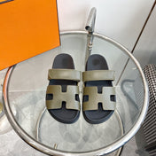 Chypre Sandal Clay Mastic Calfskin Leather