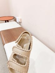 REFINED DAD SANDAL IN TUSCAN BEIGE LAMBSKIN