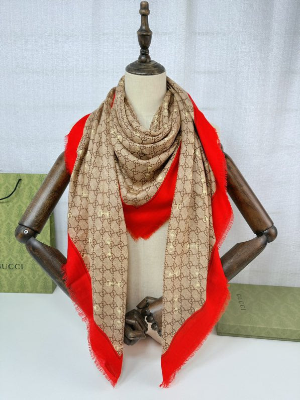 GUCCI 25S SCARF 140 IN CASHMERE 740367