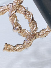 CC BELT 20MM IN PEACHY PINK EMBROIDERED CALFSKIN GOLD HARDWARE ATTACH PEARLS