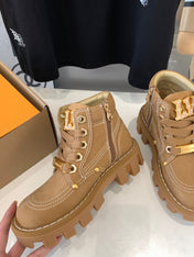 LV CHECKER ANKLE BOOT IN COPPER BROWN SUEDE