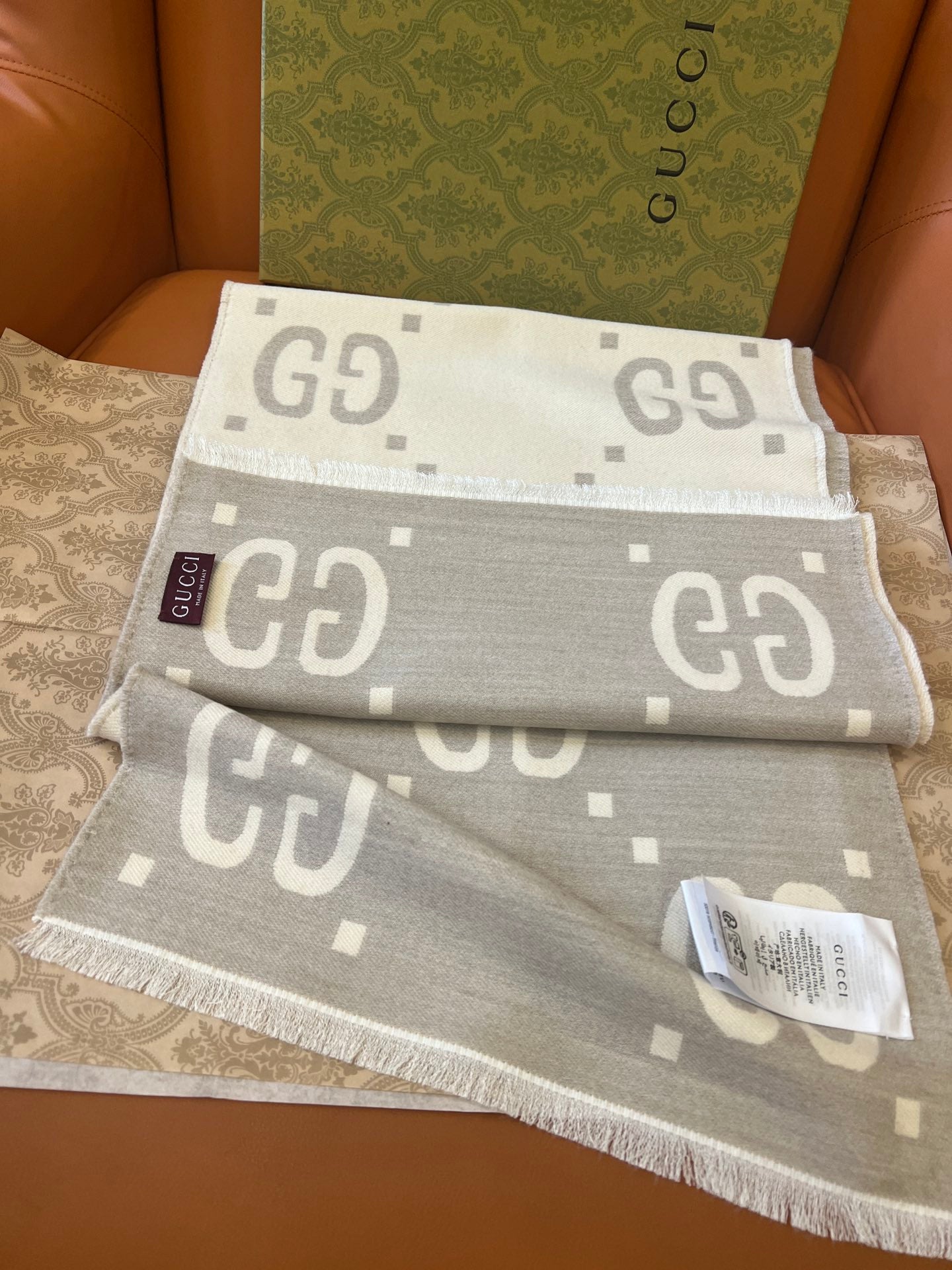 GUCCI 25S SCARF 190 IN WOOL SILK 636368