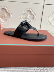FLIP FLOPS IN BLACK LAMBSKIN SNAKE EMBOSSING