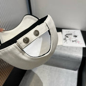 BASEBALL HAT IN WHITE WITH BLACK TRIM 673994