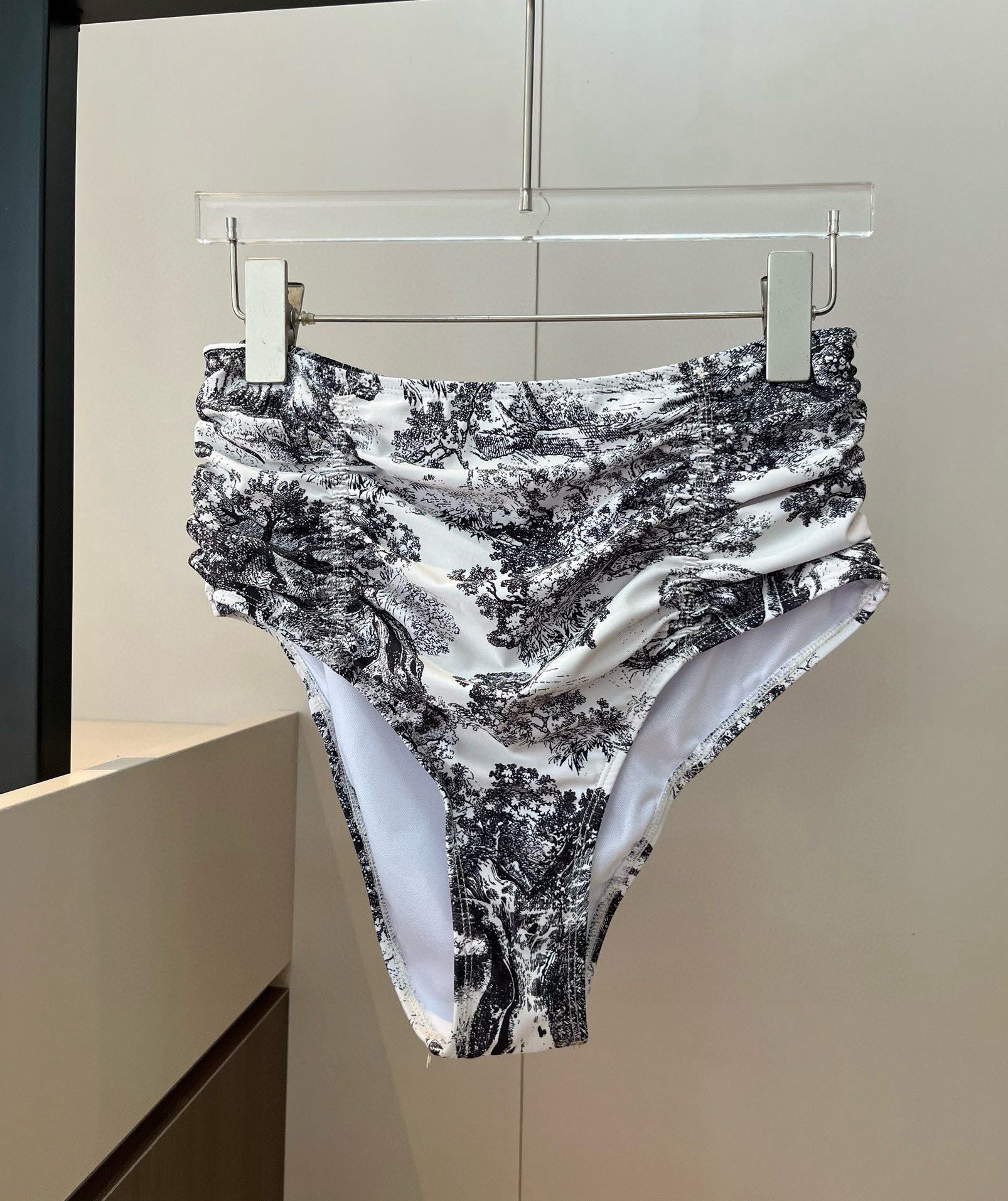 DIOR BIKINI 25S TWO PIECE IN 743989