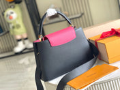 CAPUCINES MM 31 BLACK GOLD HARDWARE