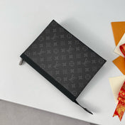 POCHETTE VOYAGE MM 26 MONOGRAM BLACK CALFSKIN