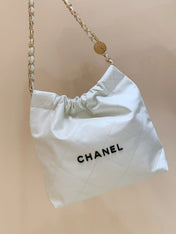 CC HOBO BAG 37 WHITE CC BLACK LAMBSKIN GOLD HARDWARE