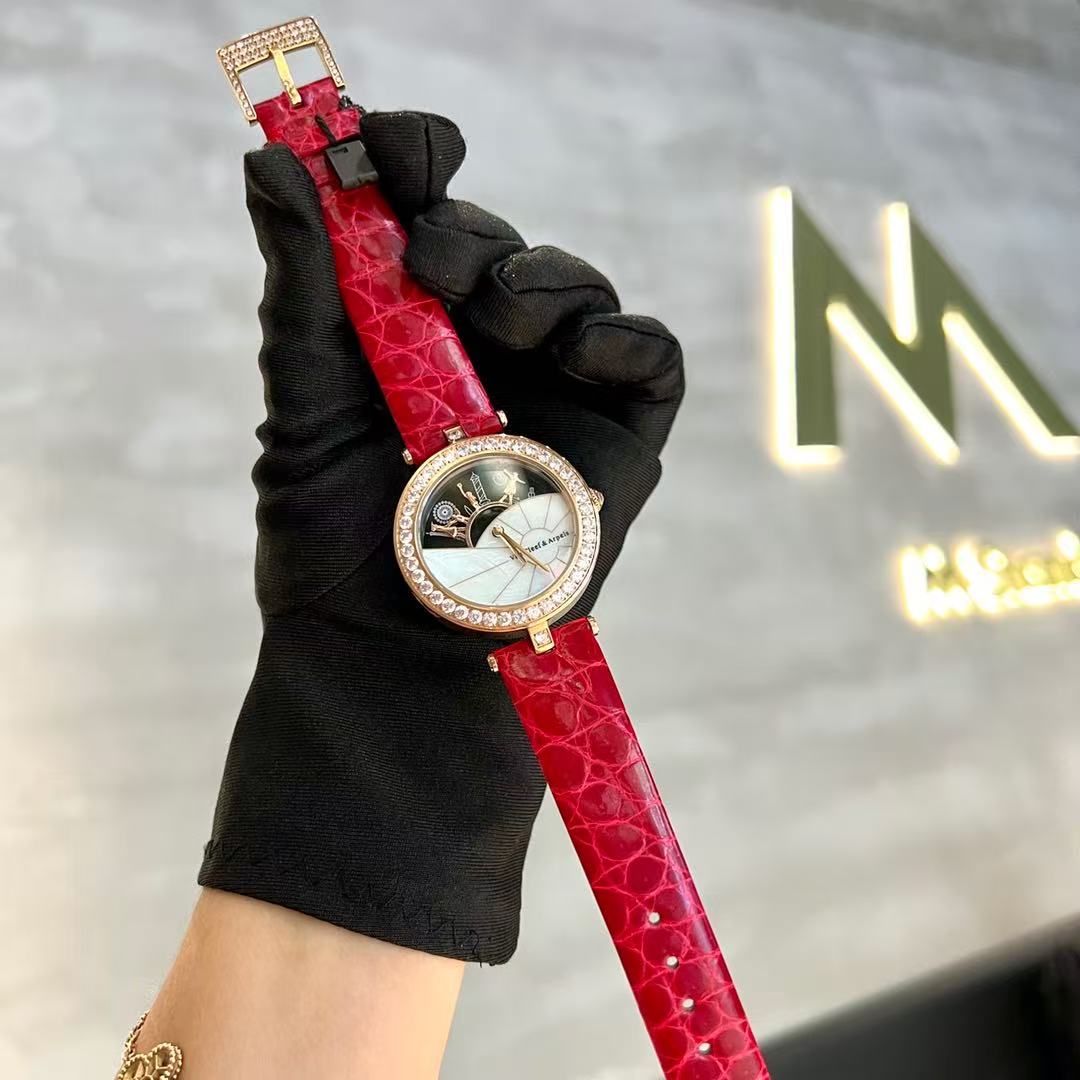 LADY ARPELS WATCHS SILVER DIAMOND PAVED