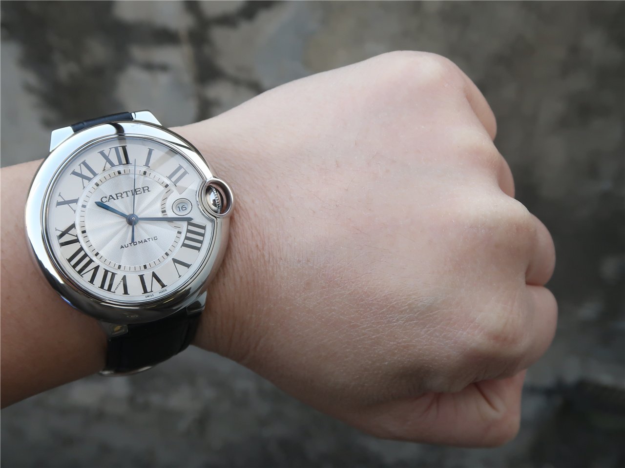 BALLON BLEU DATE 42 SILVER DIAL BLACK BRACELET