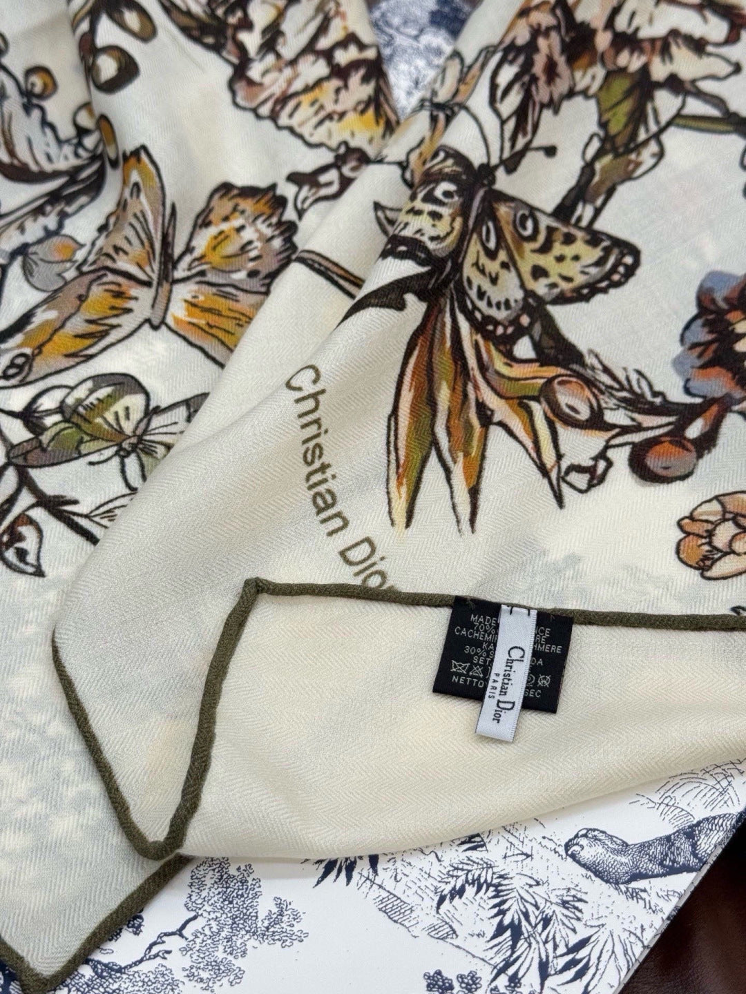 DIOR 26S SCARF 135CM IN CASHMERE SILK 309304