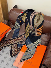 HERMES 26S PRINTED SQUARE SCARF 140 IN CASHMERE AND SILK 309320