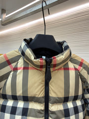 BURBERRY 25S DOWN JACKET 568517