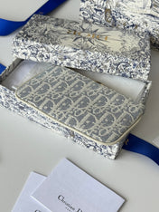 DIOR 25S TRAVEL MYRTE ZIPPED KEY CASE 14 IN BLUE DIOR OBLIQUE JACQUARD CANVAS