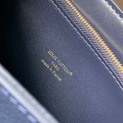 TWIST SLIM 19 IN NAVY BLUE TAURILLON CALFSKIN GOLD HARDWARE