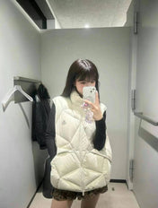 MONCLER 25S SLEEVELESS JACKET 462