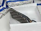 DIOR 25S 30 MONTAIGNE CLUTCH BAG 24 IN BLUE DIOR OBLIQUE JACQUARD