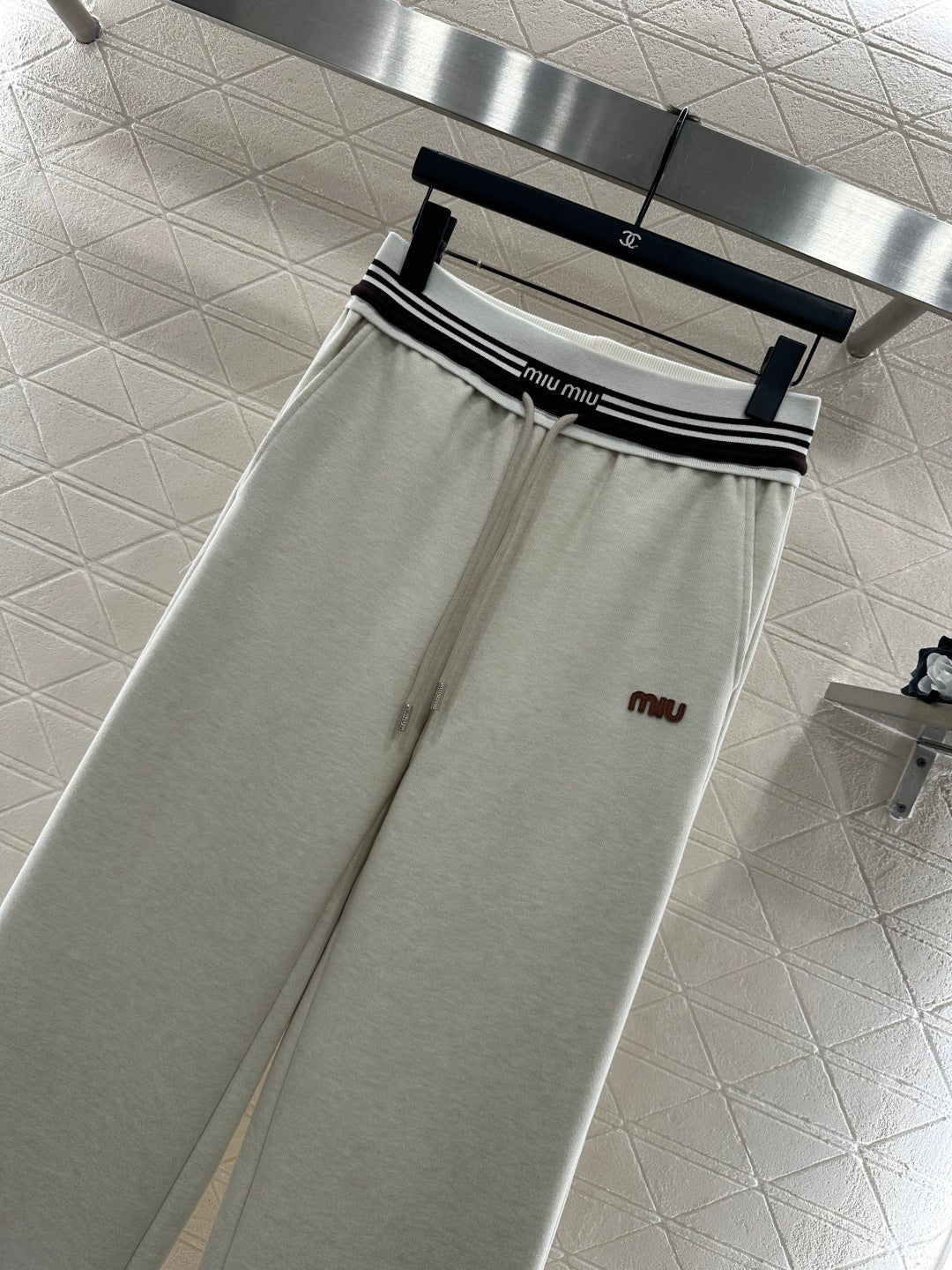 MIUMIU PANTS STYLE 767