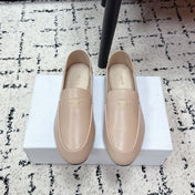 CELINE 26S AURA TRIOMPHE LOAFERS IN BEIGE LAMBSKIN