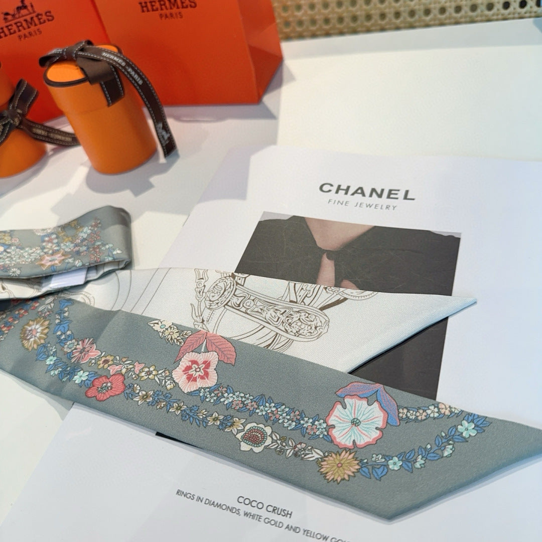 HERMES 25S SILK NECKERCHIEF 86 IN SILK 714376