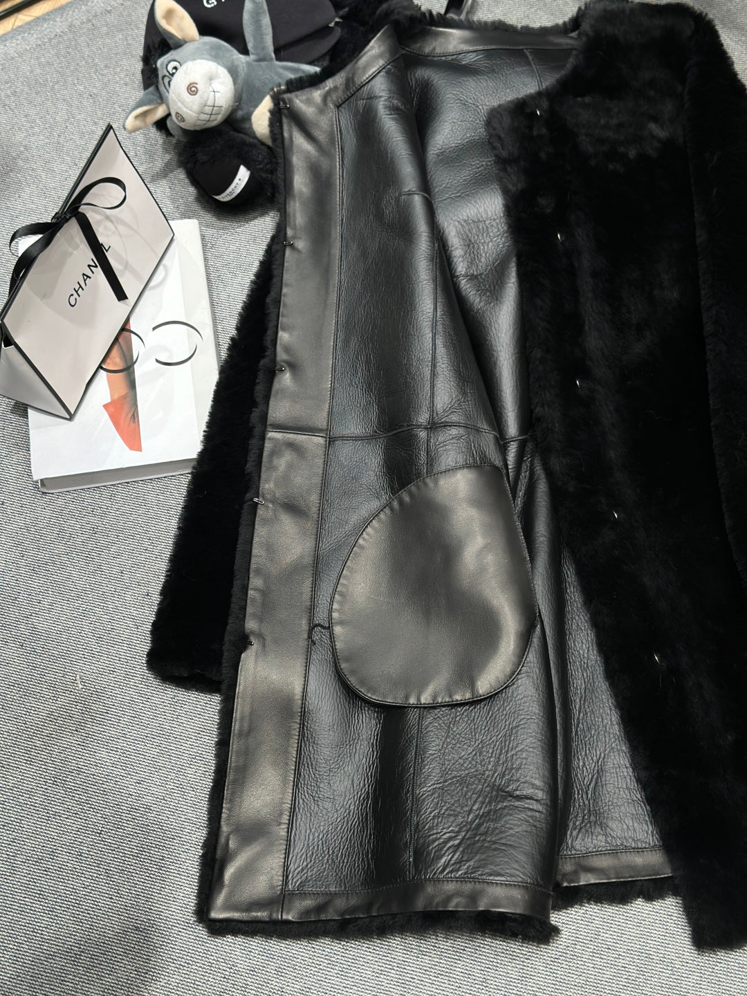 CHANEL 25S SHEEP FUR COAT 505