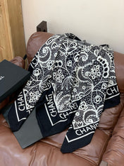 CHANEL 25S SCARF 135 CM IN CASHMERE AND SILK 943317
